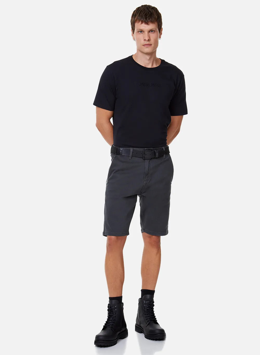 CAMISETA JOHN JOHN EMBOSSED PRETO