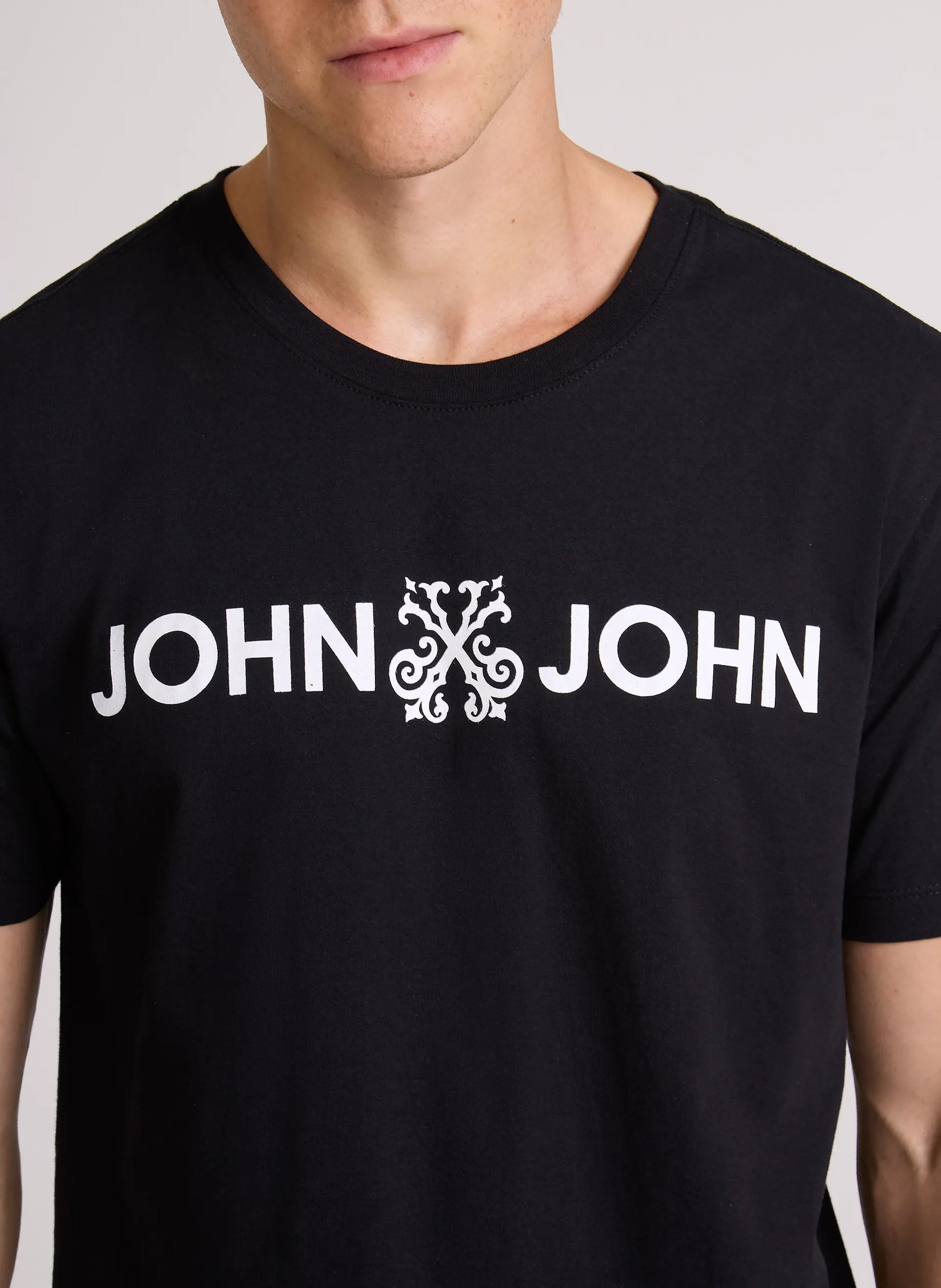 CAMISETA JOHN JOHN BASIC PRETO