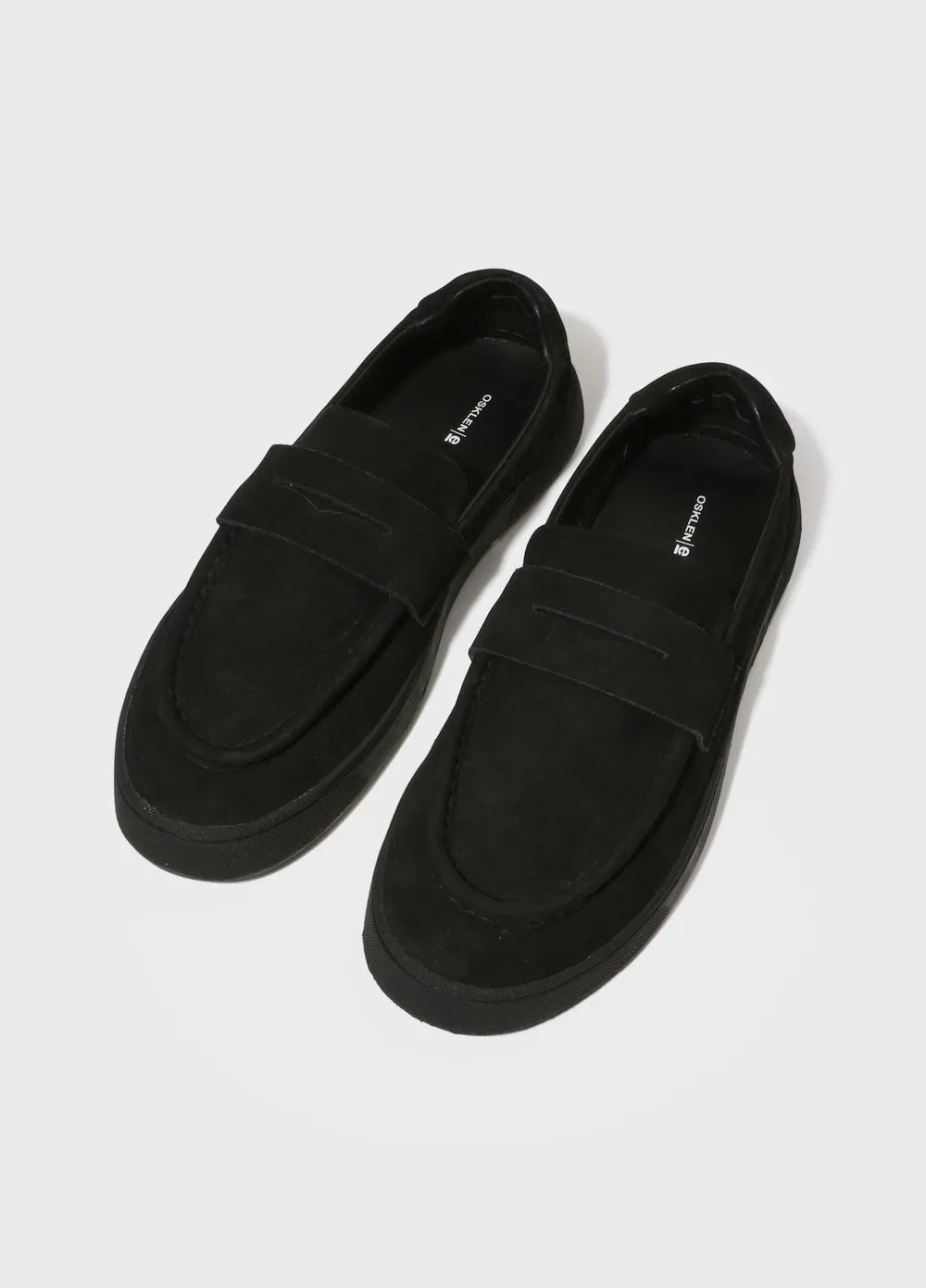 TENIS OSKLEN SOHO SLIP ON BLACK SOLE
