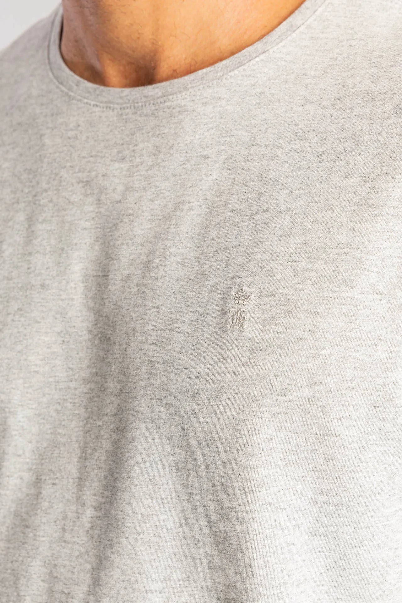 CAMISETA SERGIO K BASICA