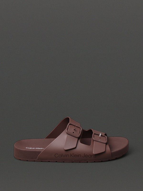 CHINELO CALVIN KLEIN SLIDE DUAS FIVELAS MARROM