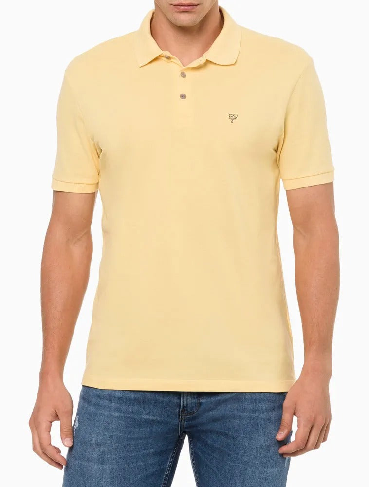 POLO CALVIN KLEIN JEANS OMEGA AMARELO