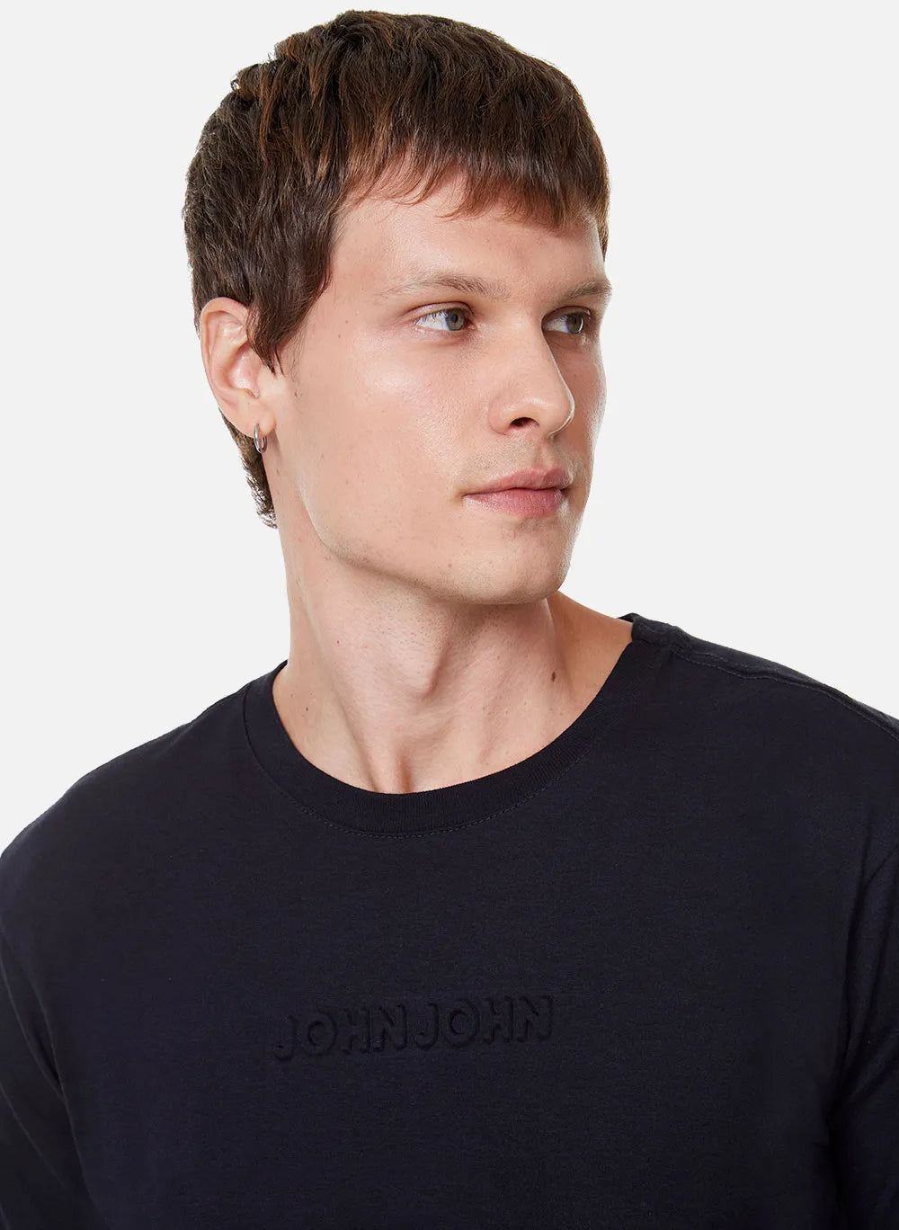 CAMISETA JOHN JOHN EMBOSSED PRETO
