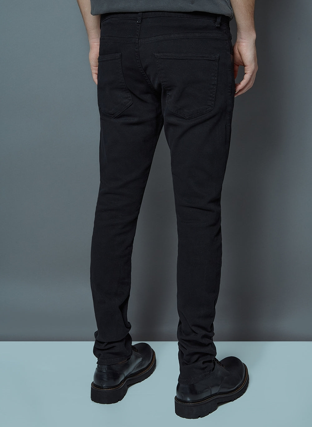 CALCA JOHN JOHN SKINNY KOTA PRETO