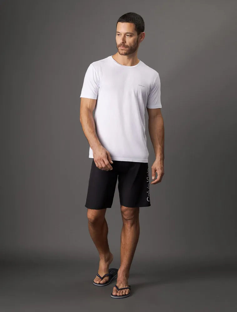 CAMISETA CALVIN KLEIN MASCULINA LOGO MINIMALISTA