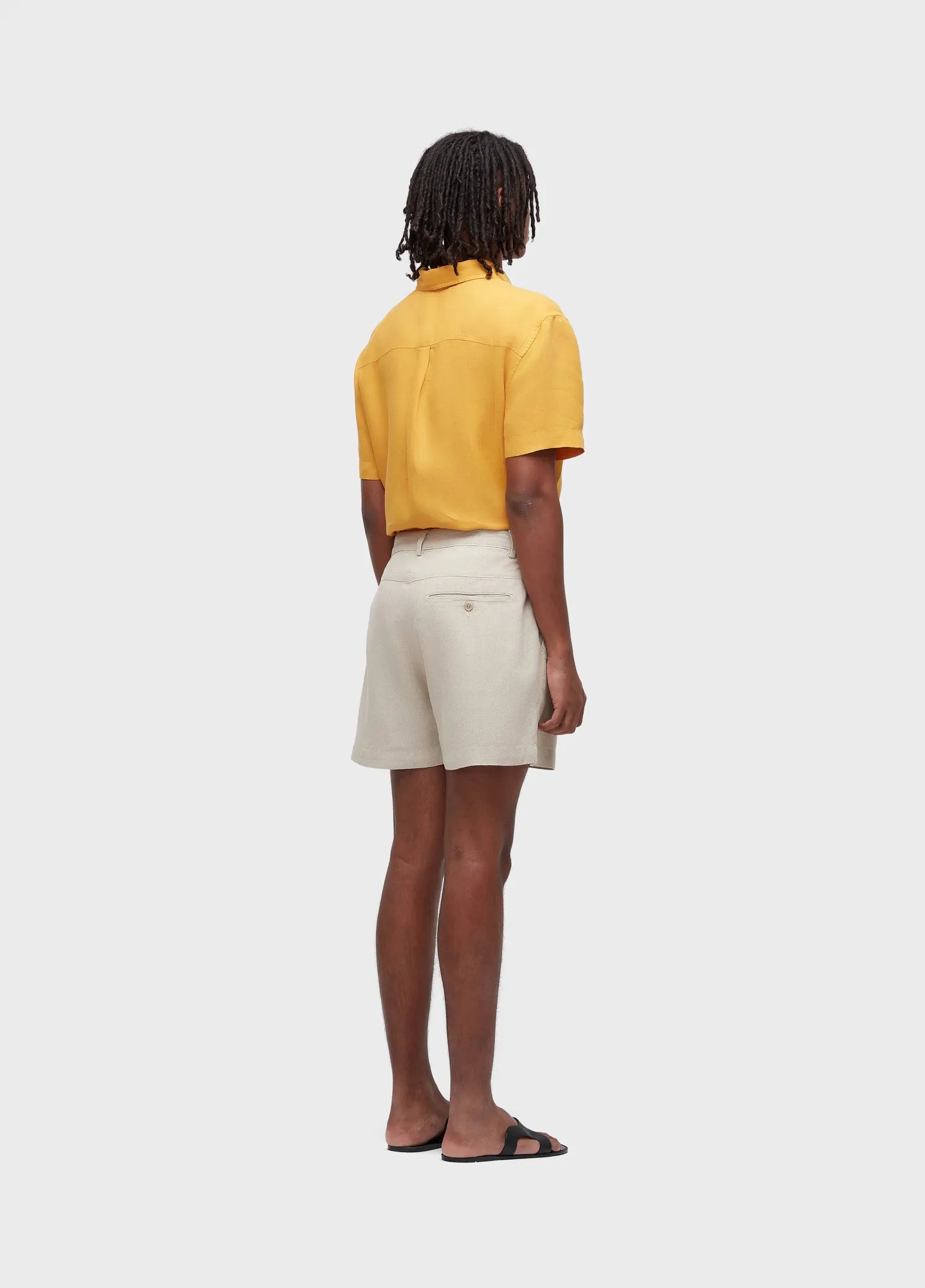 SHORT OSKLEN MASCULINO LINHO FLUID PLEATS