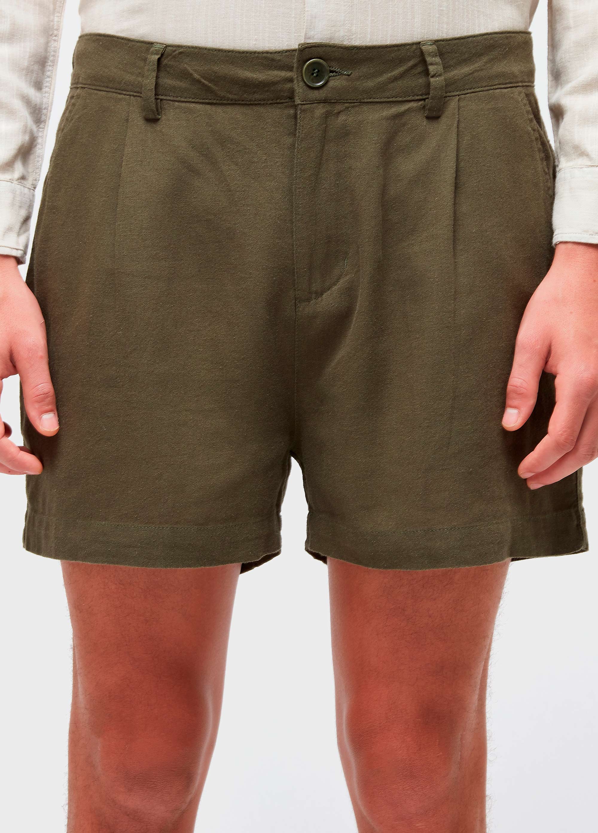 SHORT OSKLEN MASCULINO LINHO FLUID PLEATS