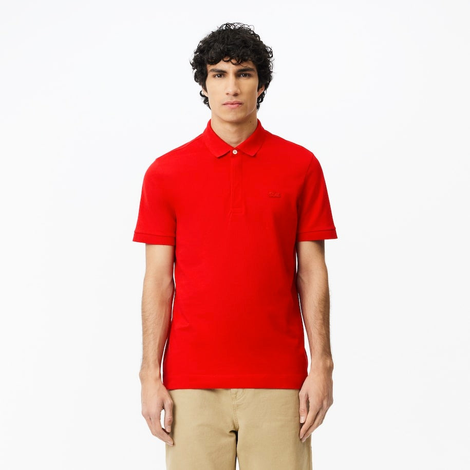 POLO LACOSTE REGULAR FIT PARIS EM PIQUÉ STRETCH -VERMELHO