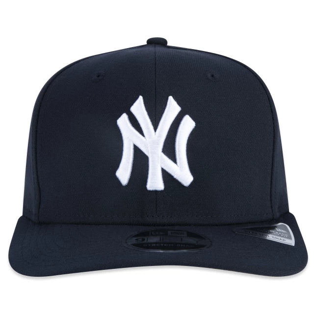 BONÉ NEW ERA 950 NEW YORK YANKEES ATRECH SNAP MARINHO