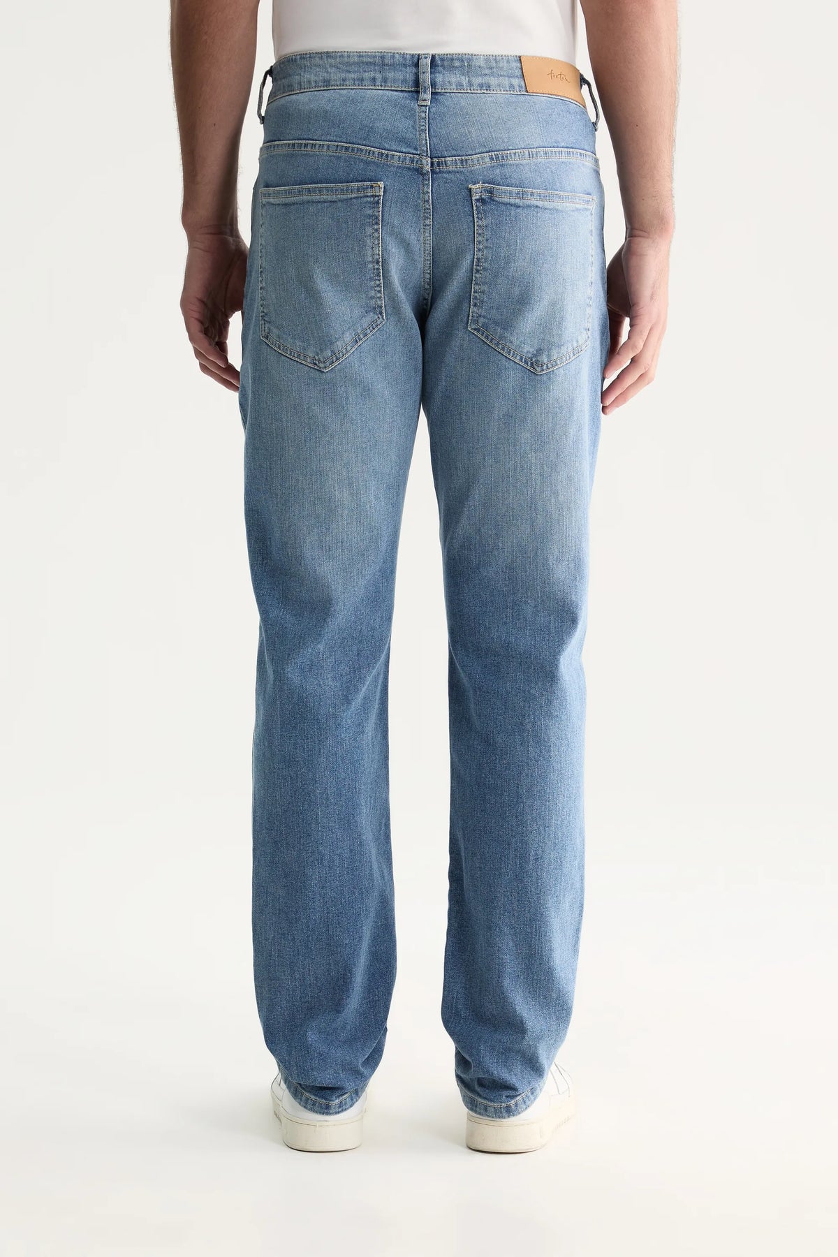 CALCA JEANS FOXTON SLIM ONDA CLARA