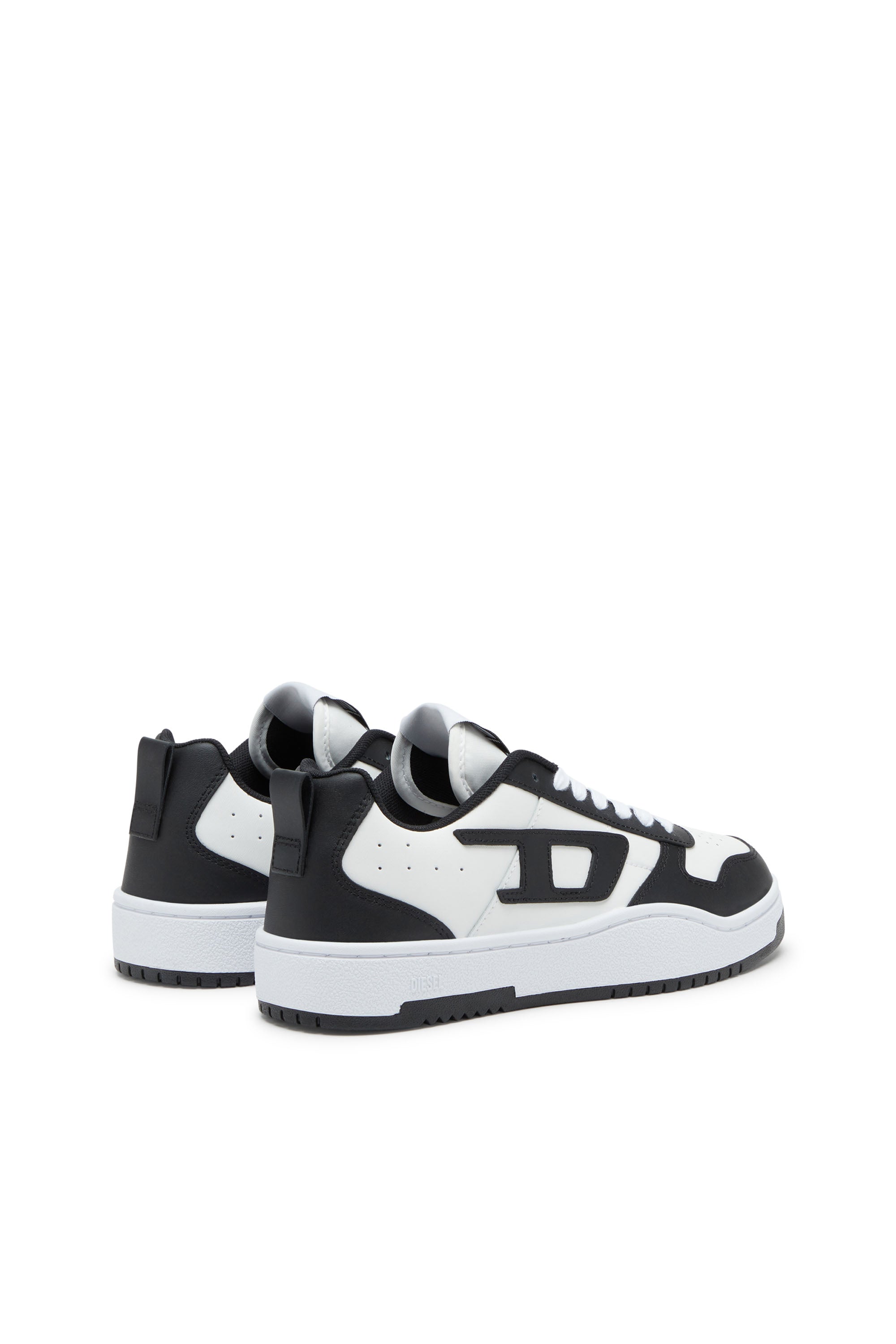 TÊNIS DIESEL S-UKIYO V2 LOW - PRETO/BRANCO