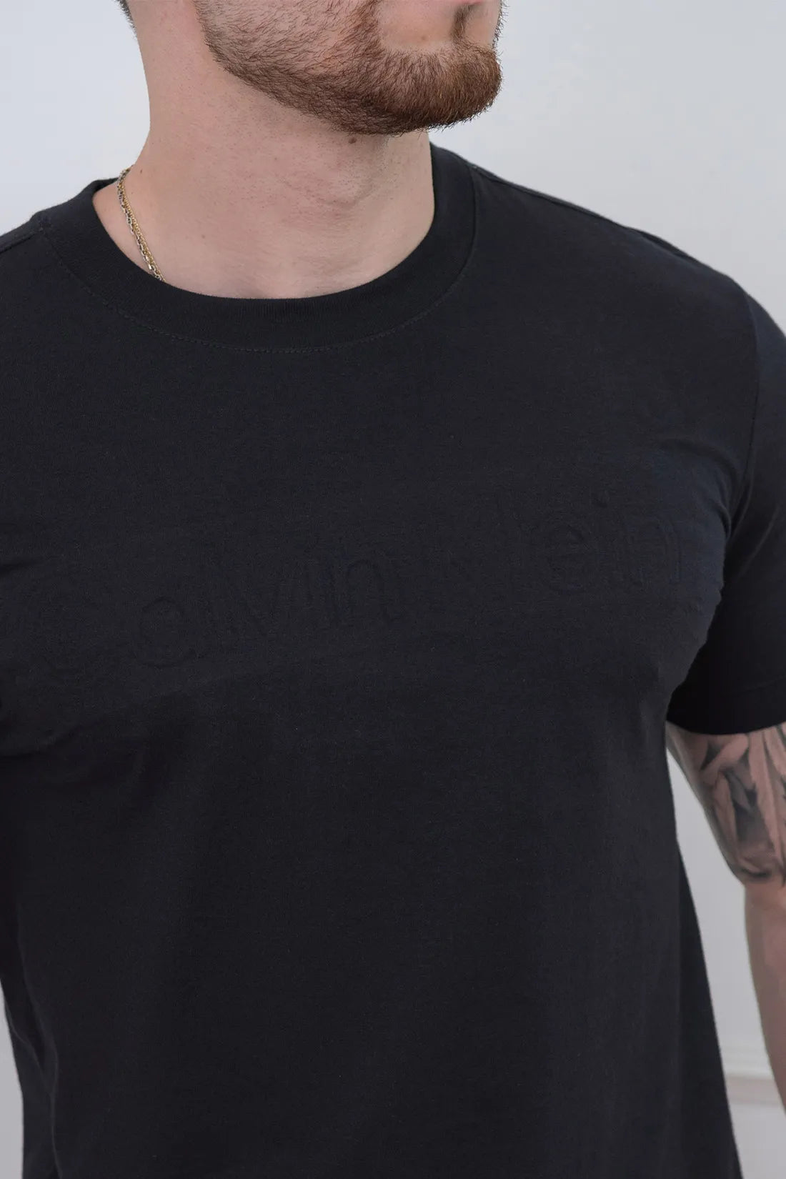 CAMISETA CALVIN KLEIN EMBOSSING ALTO RELEVO