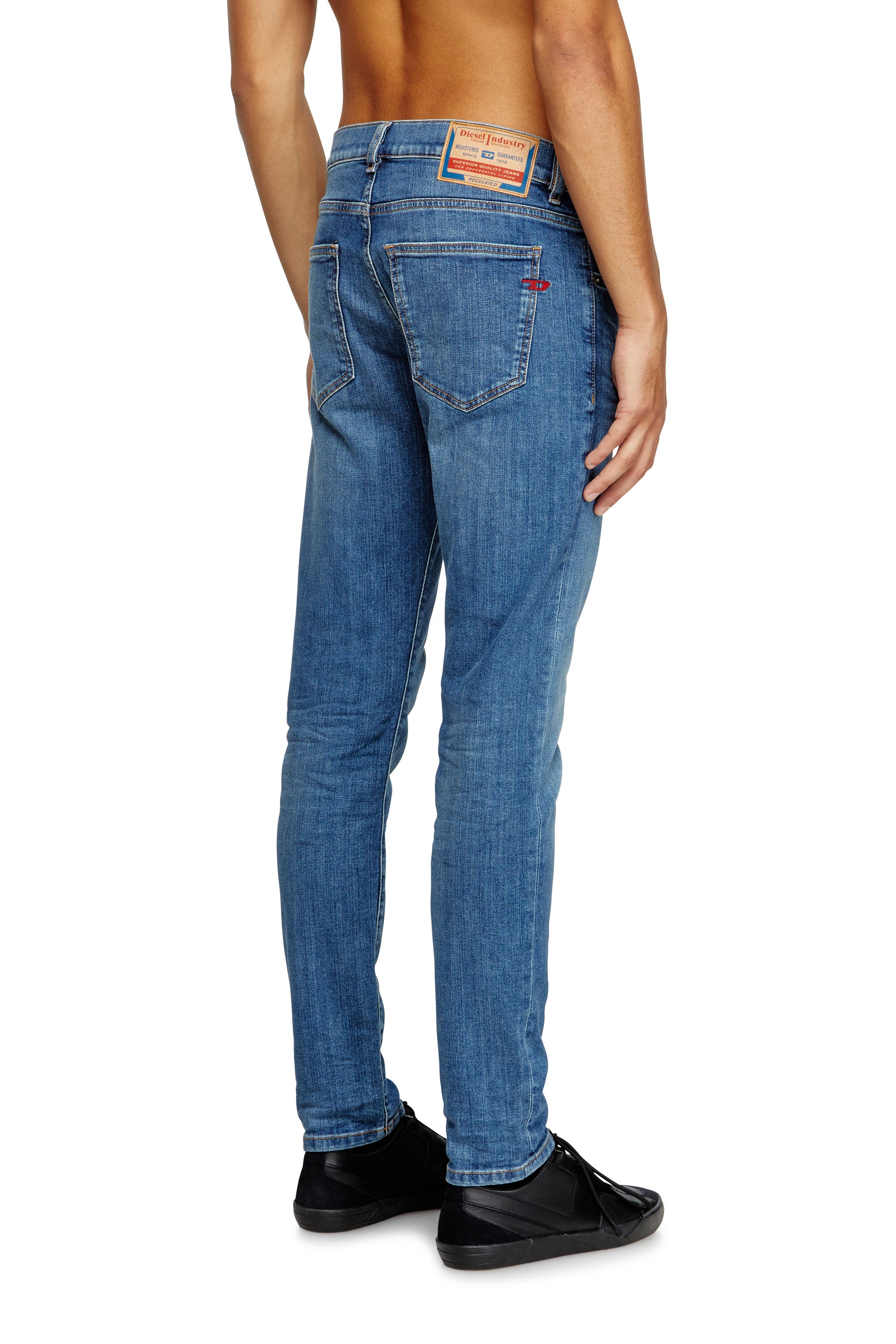 CALCA DIESEL SLIM 2019 DSTRUKT L.32 SLIM FIT