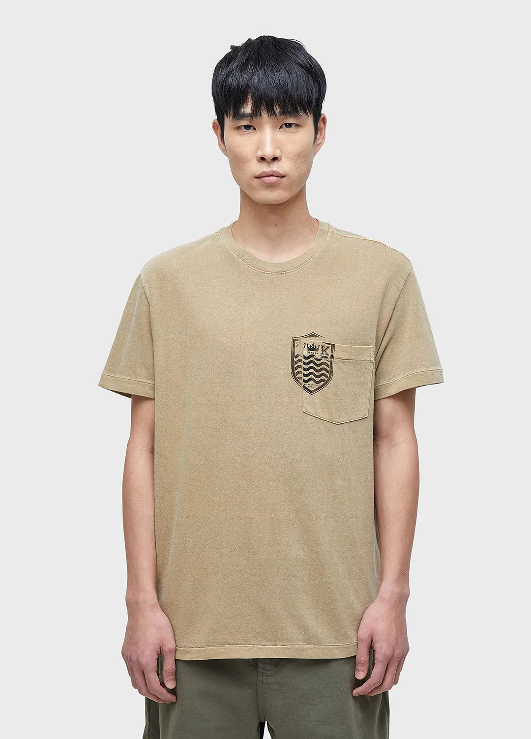 CAMISETA OSKLEN MASCULINA BOLSO BRASAO