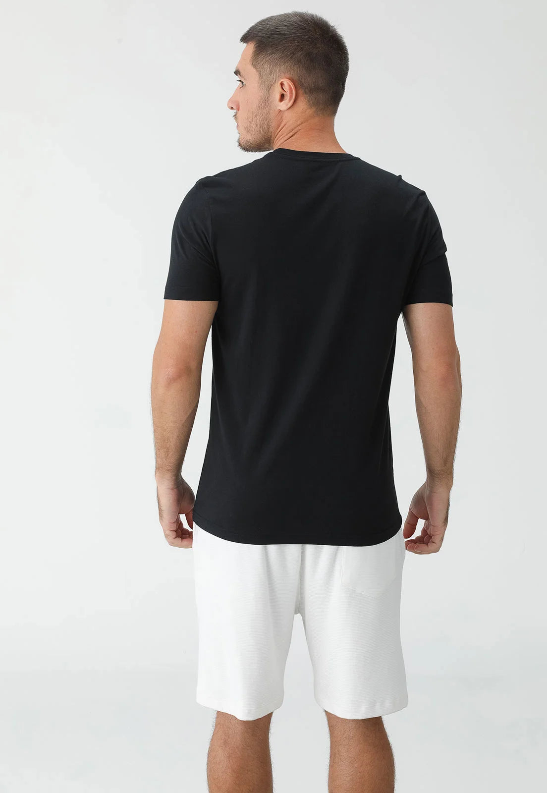 KIT CALVIN KLEIN 2 CAMISETAS BASICAS PRETO