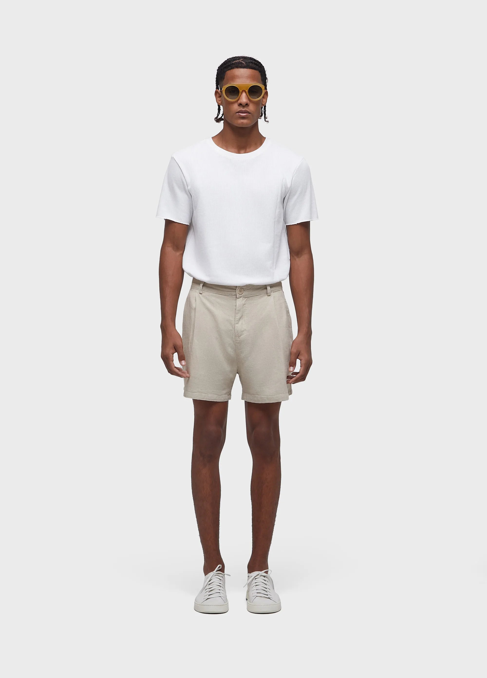 SHORT OSKLEN MASULINO EM LINHO FLUID PLEATS