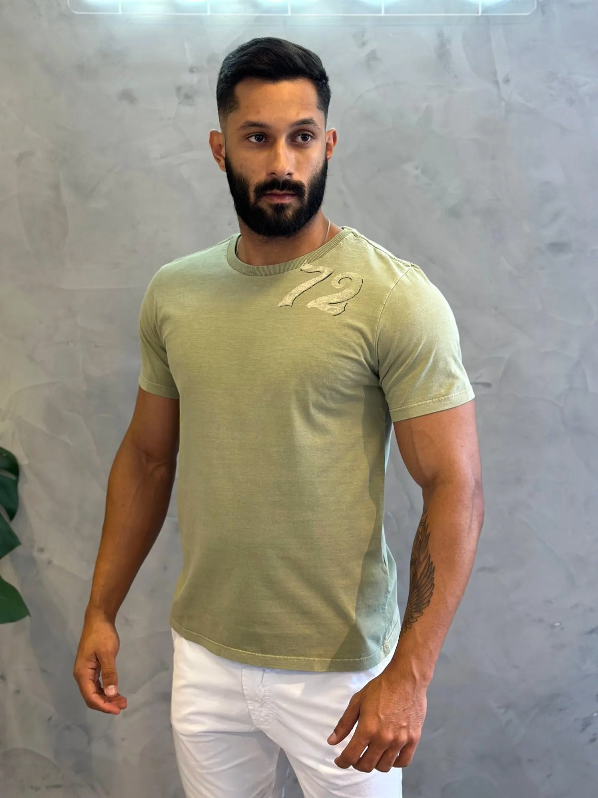 CAMISETA ELLUS MASCULINA WASHED ARMY 72 CLASSIC