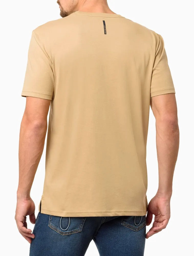 CAMISETA CALVIN KLEIN ESSENTIALS