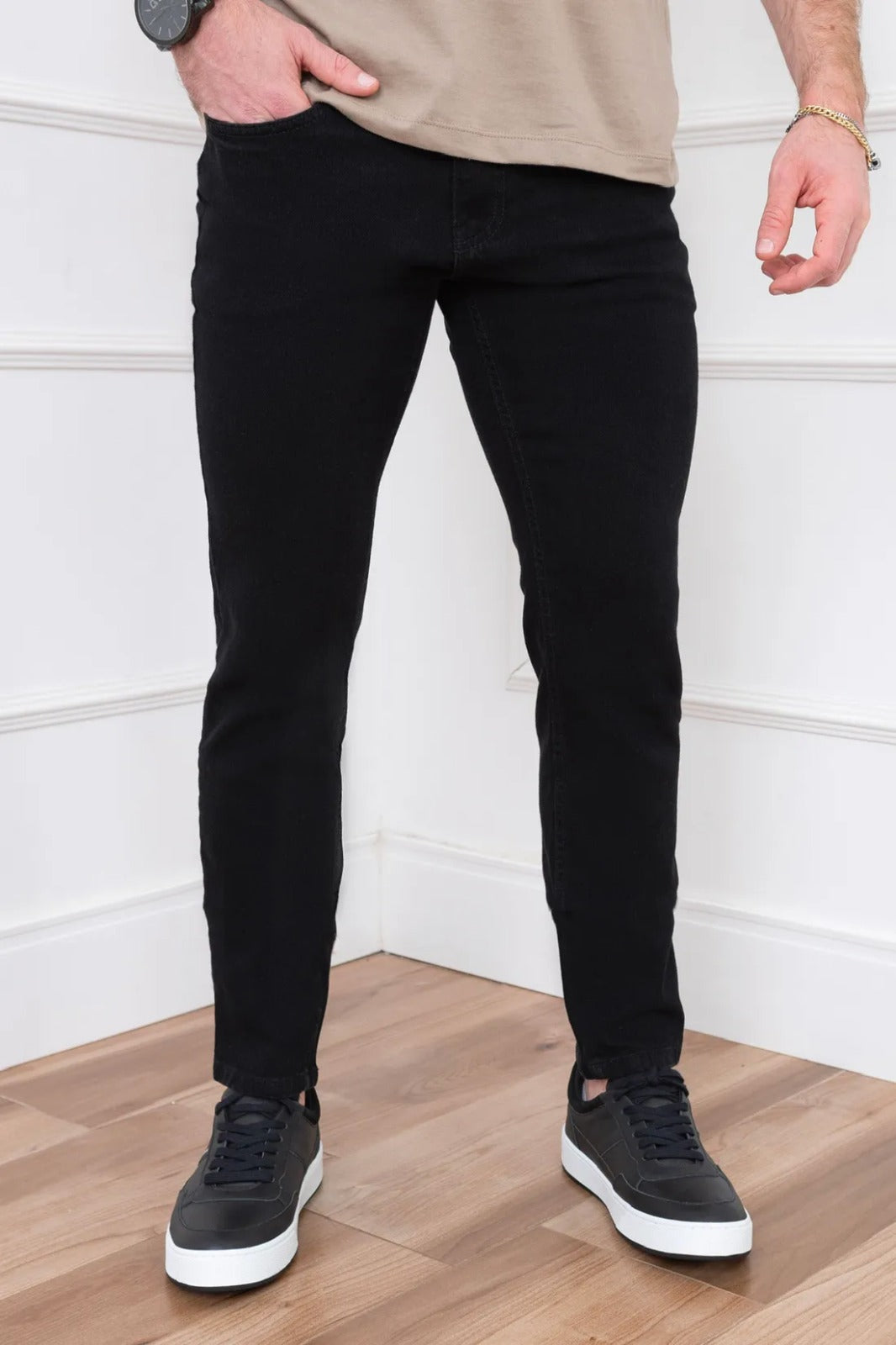 CALCA JEANS CALVIN KLEIN PRETA SUPER SKINNY