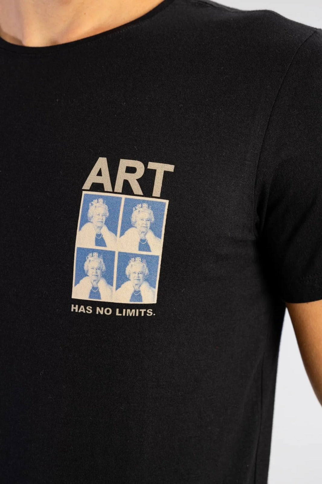 CAMISETA SERGIO K ART ELIZABETH PRETO