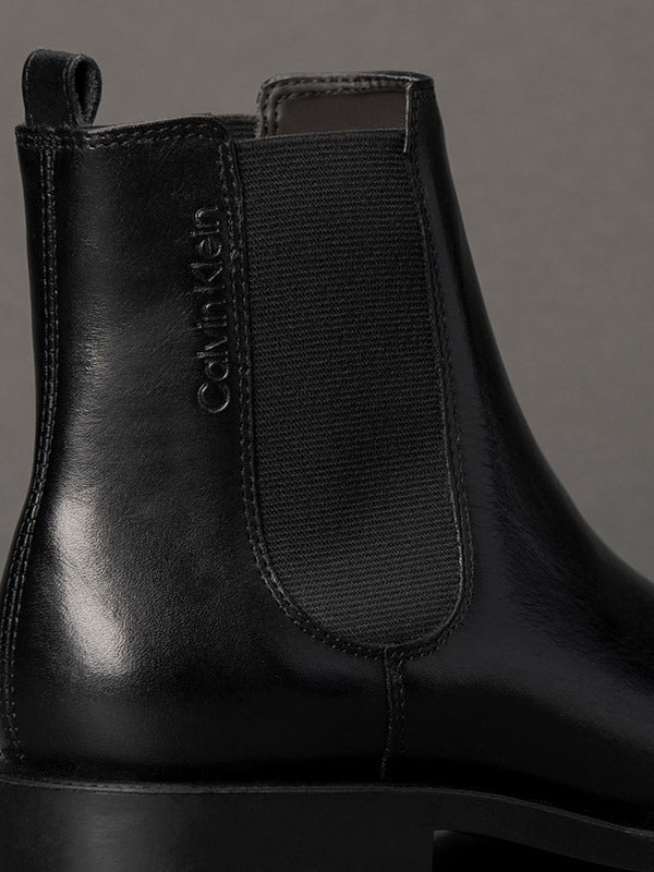 BOTA CHELSEA CALVIN KLEIN PRETO