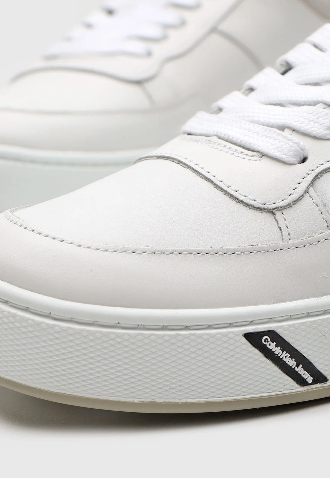 TENIS CALVIN KLEIN BASIC BRANCO