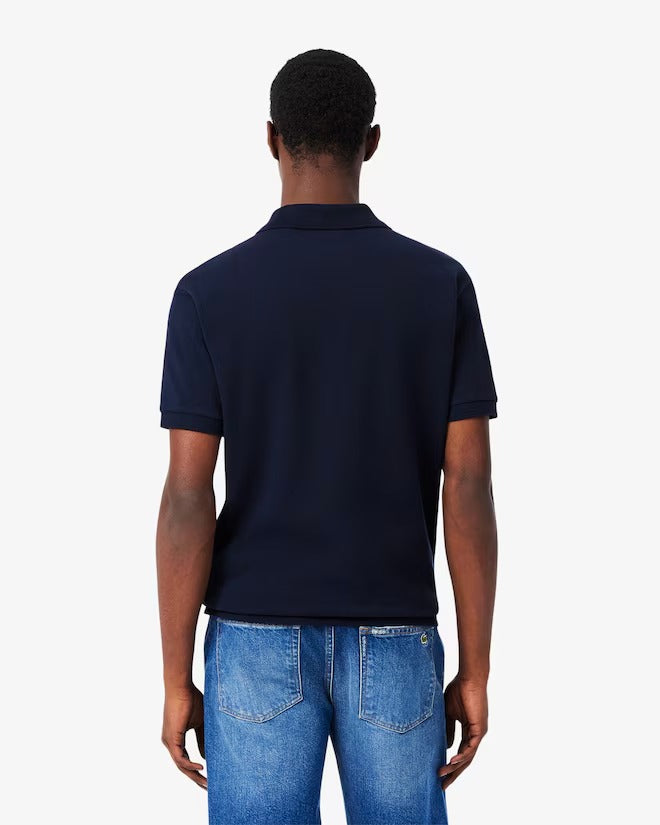 POLO LACOSTE ORIGINAL L.12.12 EM PIQUÉ DE ALGODÃO