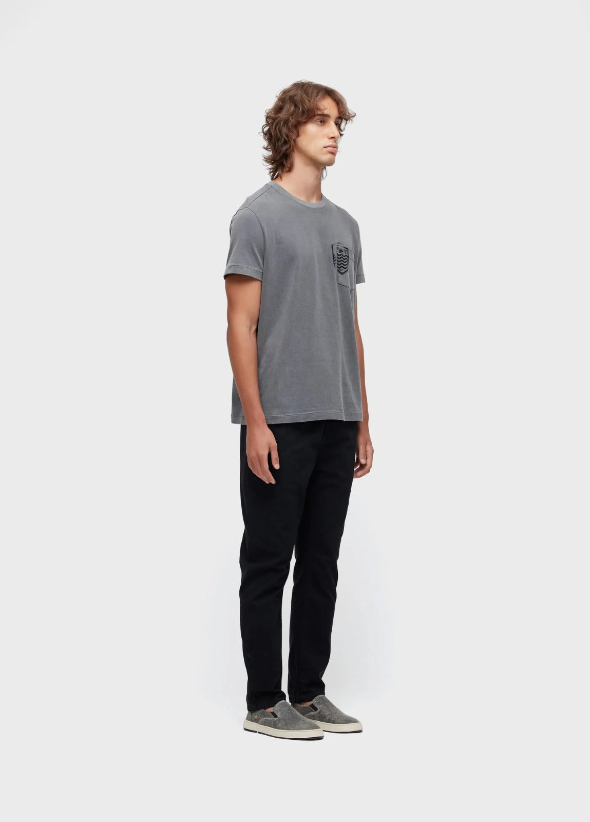 CAMISETA OSKLEN MASCULINA BOLSO BRASAO