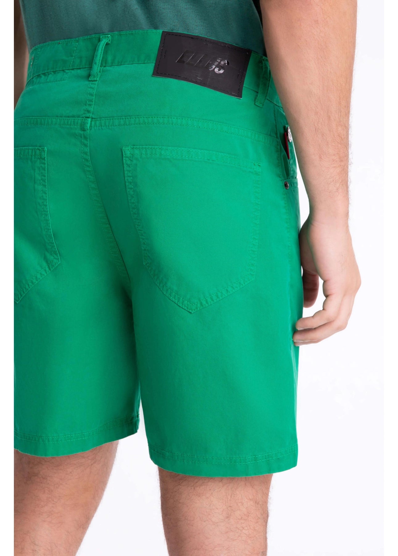 BERMUDA ELLUS COLOR TWILL LOOSE VERDE BANDEIRA