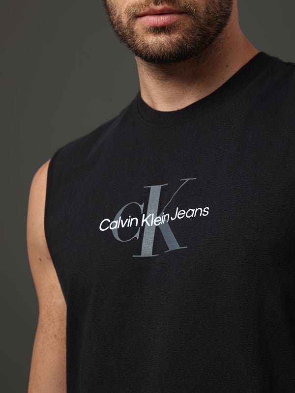 REGATA CALVIN KLEIN MASCULINA LOGO RE ISSUE