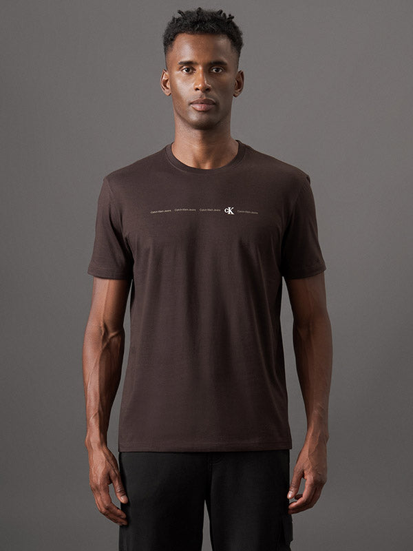 CAMISETA CALVIN KLEIN LOGO PEITO