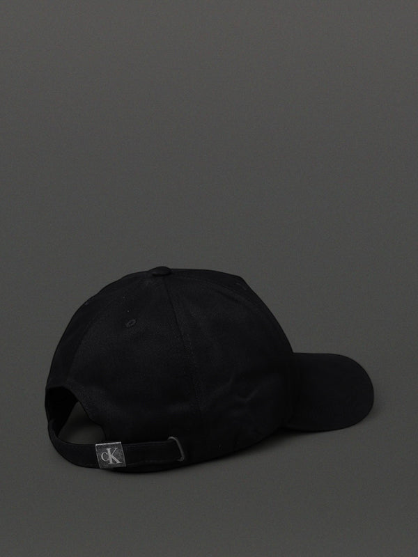 BONE CALVIN KLEIN JEANS 5 GOMOS ISSUE