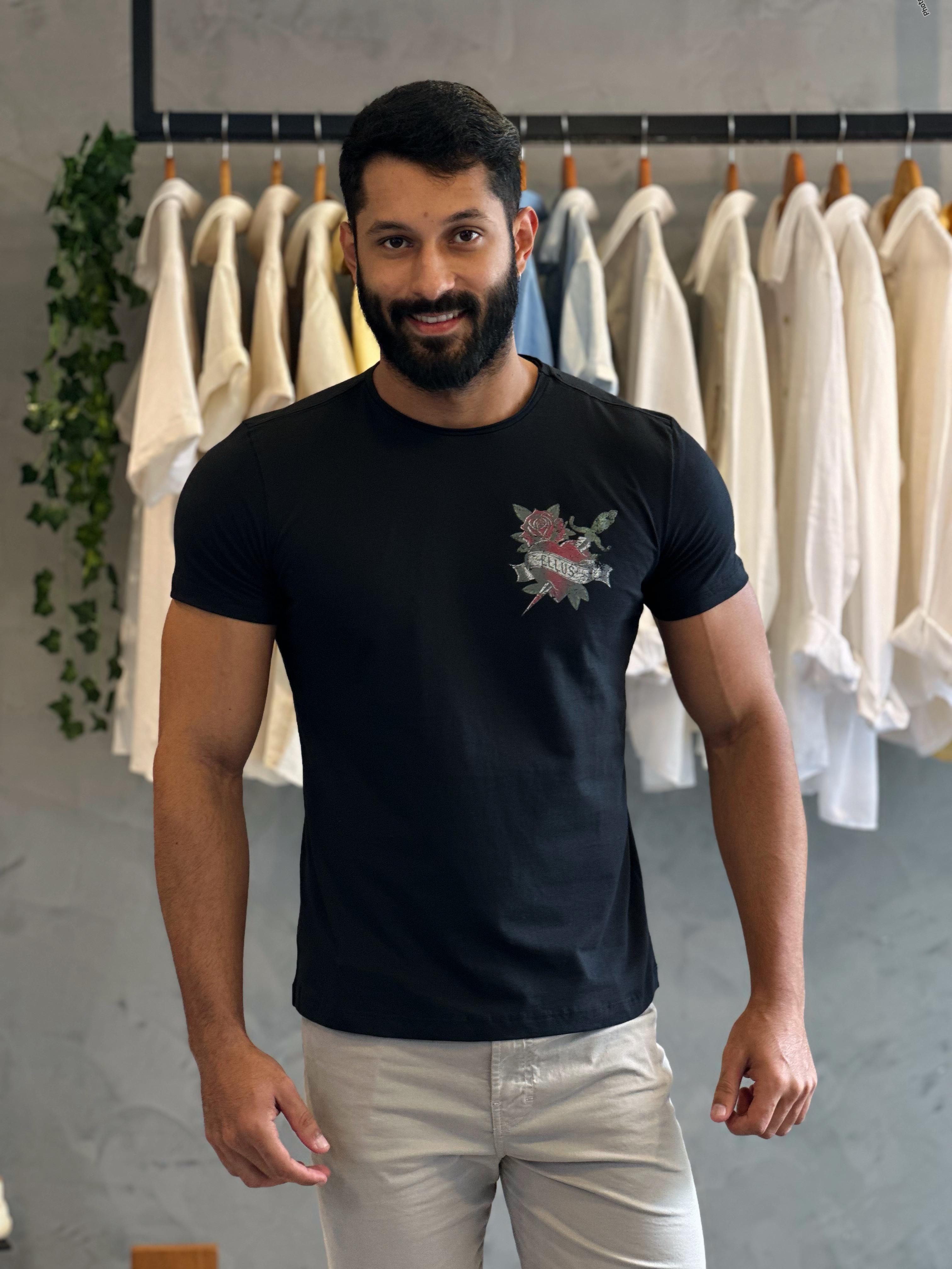 CAMISETA ELLUS TOUCH HEART TATTOO CLASSIC