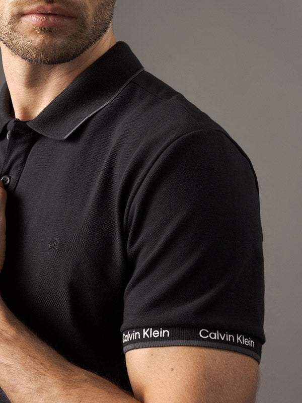 POLO CALVIN KLEIN LOGO PUNHO PRETO