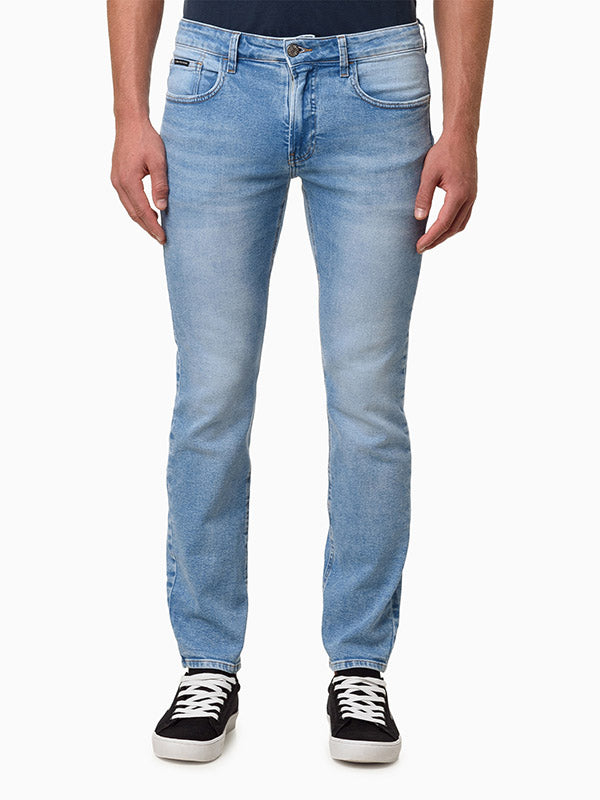 CALCA JEANS CALVIN KLEI MASCULINA SKINNY 5 POCKETS AZUL CLARO