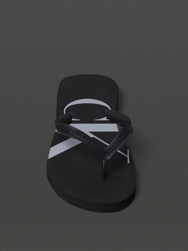 CHINELO CALVIN KLEIN MASCULINO LOGO CORRIDO