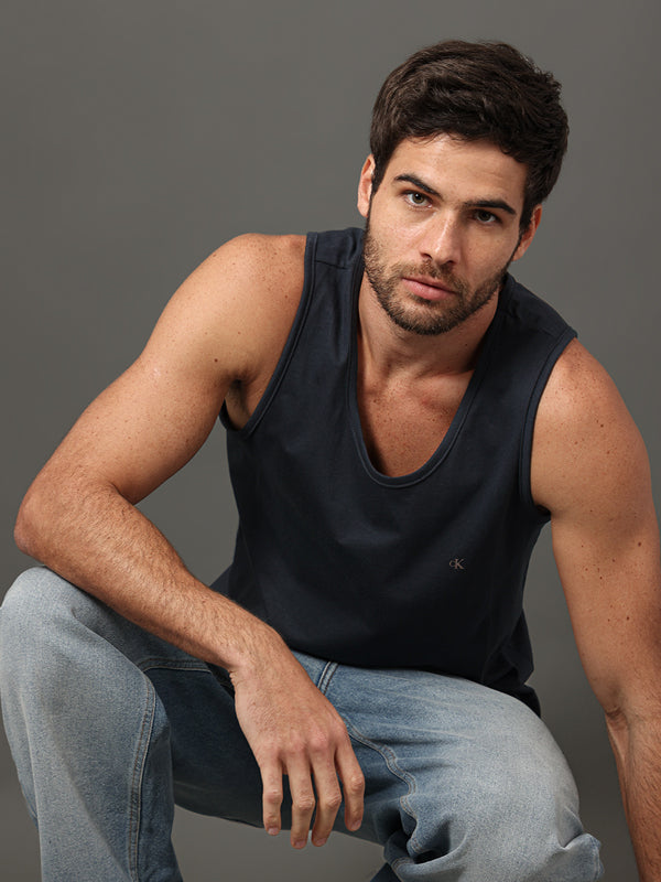 REGATA CALVIN KLEIN MASCULINA LOGO CK